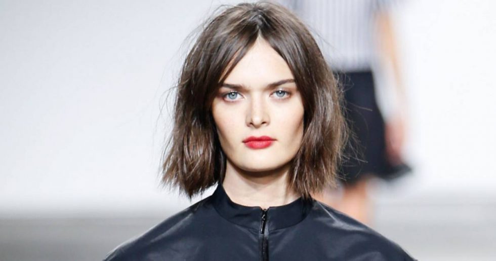 Carré plongeant long pour quel visage - Salon making of