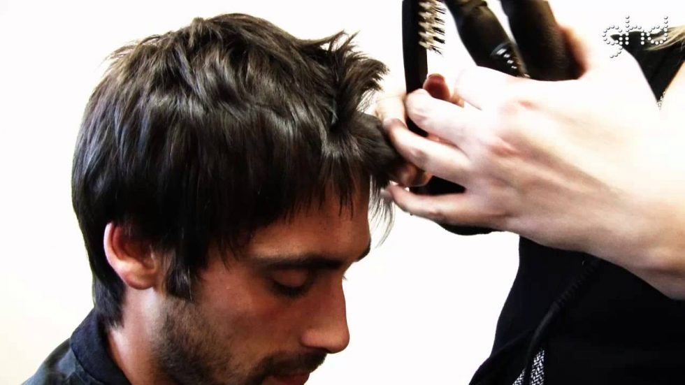 Comment bien lisser ses cheveux homme Salon making of